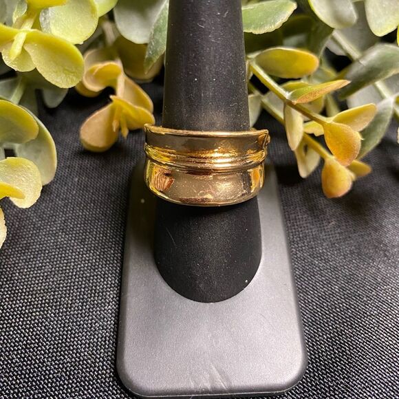 Band Together Gold Ring (23) - Picture 3 of 3